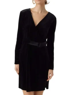 Robe courte noire en velours à coupe ample col cache-cœur et à manches longues