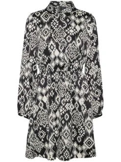 Robe courte noire imprimé aztèque avec une coupe fluide et un col français