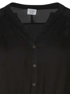Robe courte noire uni avec une coupe ample un col V et des manches 3/4