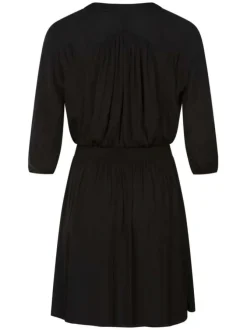 Robe courte noire uni avec une coupe ample un col V et des manches 3/4