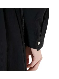 Robe courte noire unie à coupe patineuse col v et à manches longues