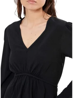 Robe courte noire unie à coupe patineuse col v et à manches longues