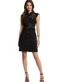 Robe courte noire unie en dentelle ajourée à coupe droite sans manches