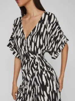 Robe courte noire zebré à coupe portefeuille col v et à manches courtes