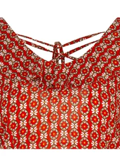 Robe courte rouge avec imprimé floral rétro all-over coupe taille basse col v à manches courtes