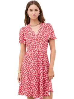 Robe courte rouge à coupe cintrée pourvue d'un col v et de manches courtes
