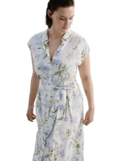 Robe longue beige à motifs pourvue d'un col chemise et d'une coupe évasée