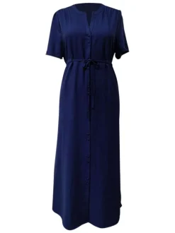 Robe longue bleue unie avec un col v et une coupe droite à manches courtes