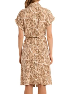 Robe longue camel à motifs pourvue de manches courtes et d'un col chemise