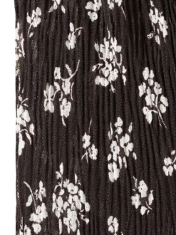 Robe longue chocolat à motifs pourvue de manches courtes et d'une coupe ajustée