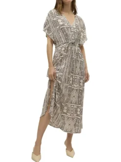 Robe longue écrue à motifs géométriques noirs et à coupe fluide avec un col v