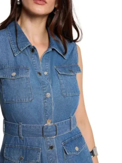 Robe longue en coton bleue coupe évasée pourvue d'un col à revers