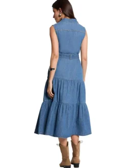 Robe longue en coton bleue coupe évasée pourvue d'un col à revers