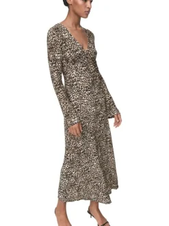 Robe longue à imprimé léopard avec une coupe droite et un col v
