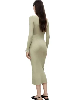 Robe longue kaki claire en maille côtelée à coupe près du corps et à col rond