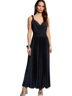 Robe longue marine unie pourvue d'une coupe évasée et d'un décolleté cache-coeur