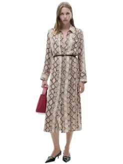 Robe longue marron à imprimé serpent droite, à col français et à manches longues