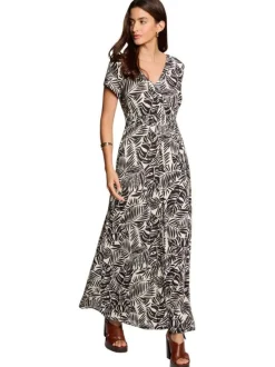 Robe longue noire à coupe droite pourvue d'un col v et de manches courtes
