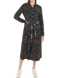 Robe longue noire fleurie coupe cintrée col français et à manches longues