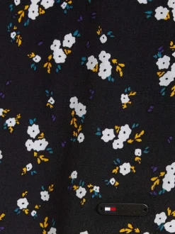 Robe longue noire liberty coupe ajustée avec un col v à bretelles
