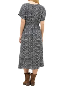 Robe longue noire à motifs pourvue d'une coupe évasée et de manches courtes