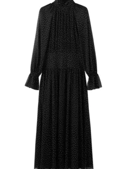 Robe longue noire à pois avec une coupe cintrée et un col montant