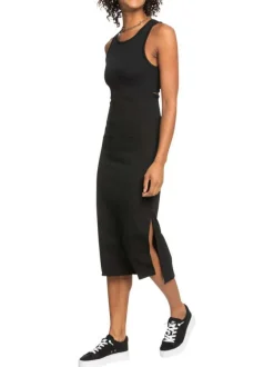 Robe longue noire sans manche coupe ajustée pourvue d'un col rond