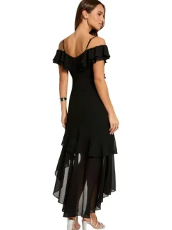 Robe longue noire unie pourvue d’une coupe asymétrique et d’un col en V