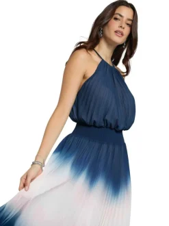 Robe longue sans manche marine coupe cintrée pourvue d'un col halter