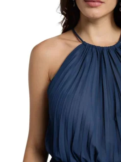 Robe longue sans manche marine coupe cintrée pourvue d'un col halter