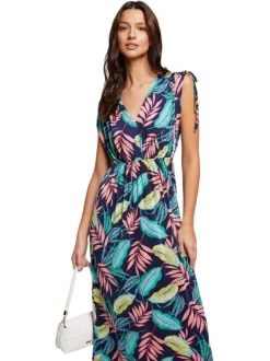 Robe longue sans manches rouge fleurie avec une coupe droite et un col V