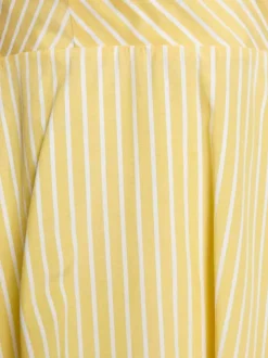 Robe midi jaune à rayures pourvue d'une coupe évasée et un décolleté cache-coeur