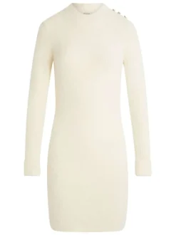 Robe mi-longue écrue en maille côtelée à poils doux et à coupe ajustée