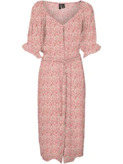 Robe mi-longue pêche fleurie à coupe droite col v et à manches courtes