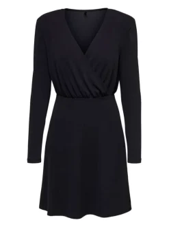 Robe noire coupe régular avec un col en v