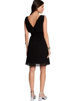 Robe sans manches courte noire unie avec une coupe droite et un col v