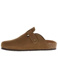 Sabots camel en cuir avec un talon plat et une boucle à ardillon