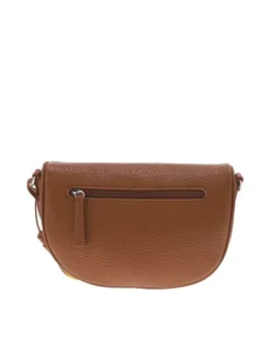 Sac à bandoulière camel forme banane orné du patch de la marque