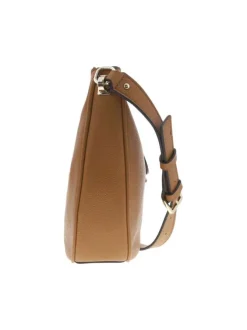 Sac camel à porté épaule forme banane avec détails dorés et bandoulière réglable