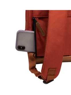 Sac à dos brique pour femme avec une poche centrale zippée et des hanses en cuir