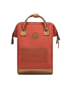 Sac à dos brique pour femme avec une poche centrale zippée et des hanses en cuir