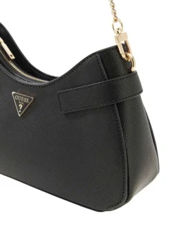 Sac à main noir aspect grainé pourvu d'une anse amovible orné de chaines dorées
