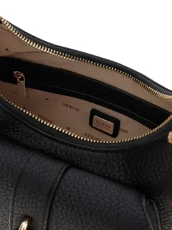 Sac à main noir en maille grainé pourvu d'une fermeture zippée