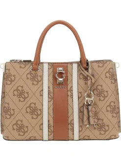 Sac à main porté épaule beige avec une fermeture zippée et boutons pression