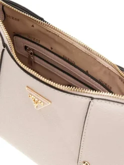 Sac à main à porté épaule écru en maille grainée pourvu d'une fermeture zippée