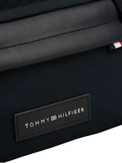 Sacoche noire avec fermeture à glissière et logos de la marque