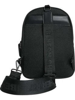 Sacoche noire unie pourvue d'une bandoulière ajustable et d'une fermeture zippée
