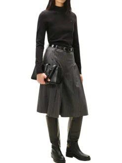 Sac porté épaule noir uni avec fermeture aimantée et logo doré