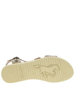 Sandales beiges et camel avec une sangle en raphia tressée et une semelle plate
