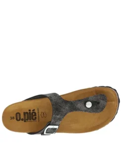 Sandales effet métallisé à talon compensé avec boucle à ardillon et entre-doigts